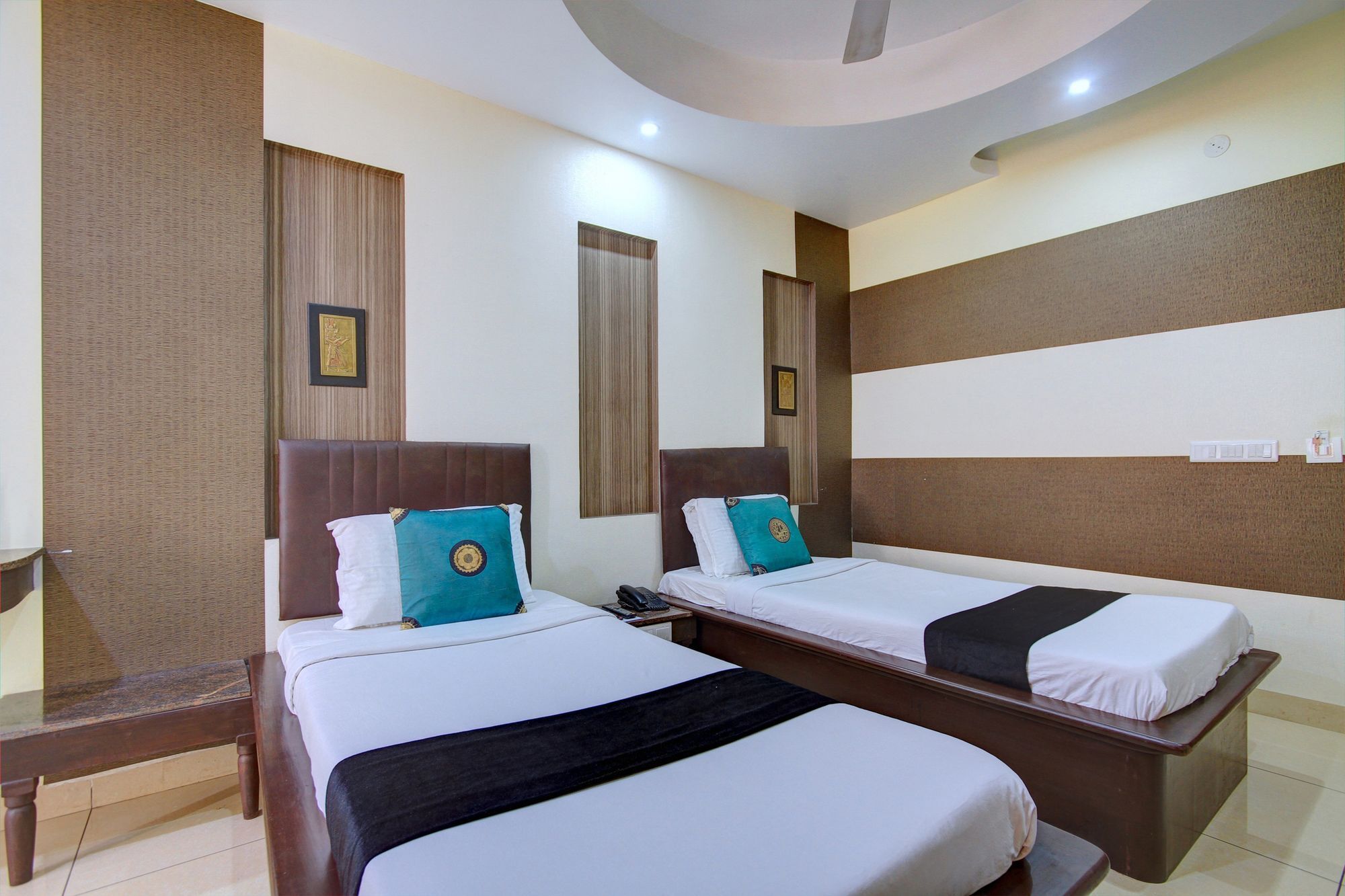 Hotel Oyo 4895 Abi Krishna Puducherry Zewnętrze zdjęcie