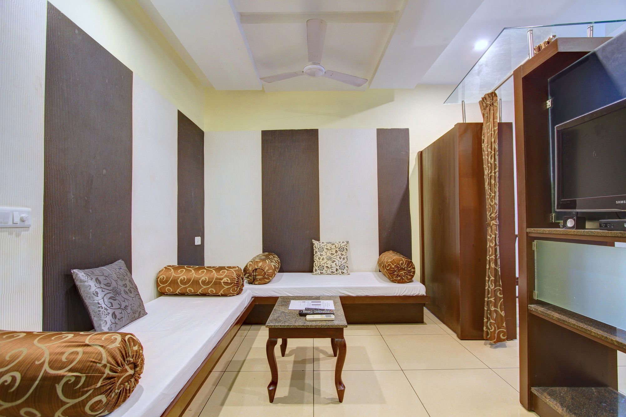 Hotel Oyo 4895 Abi Krishna Puducherry Zewnętrze zdjęcie
